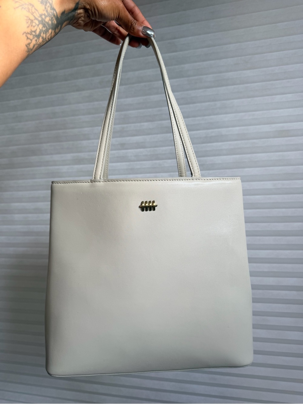 Hamilton Hodge Vintage White Leather Structured Tote Bag